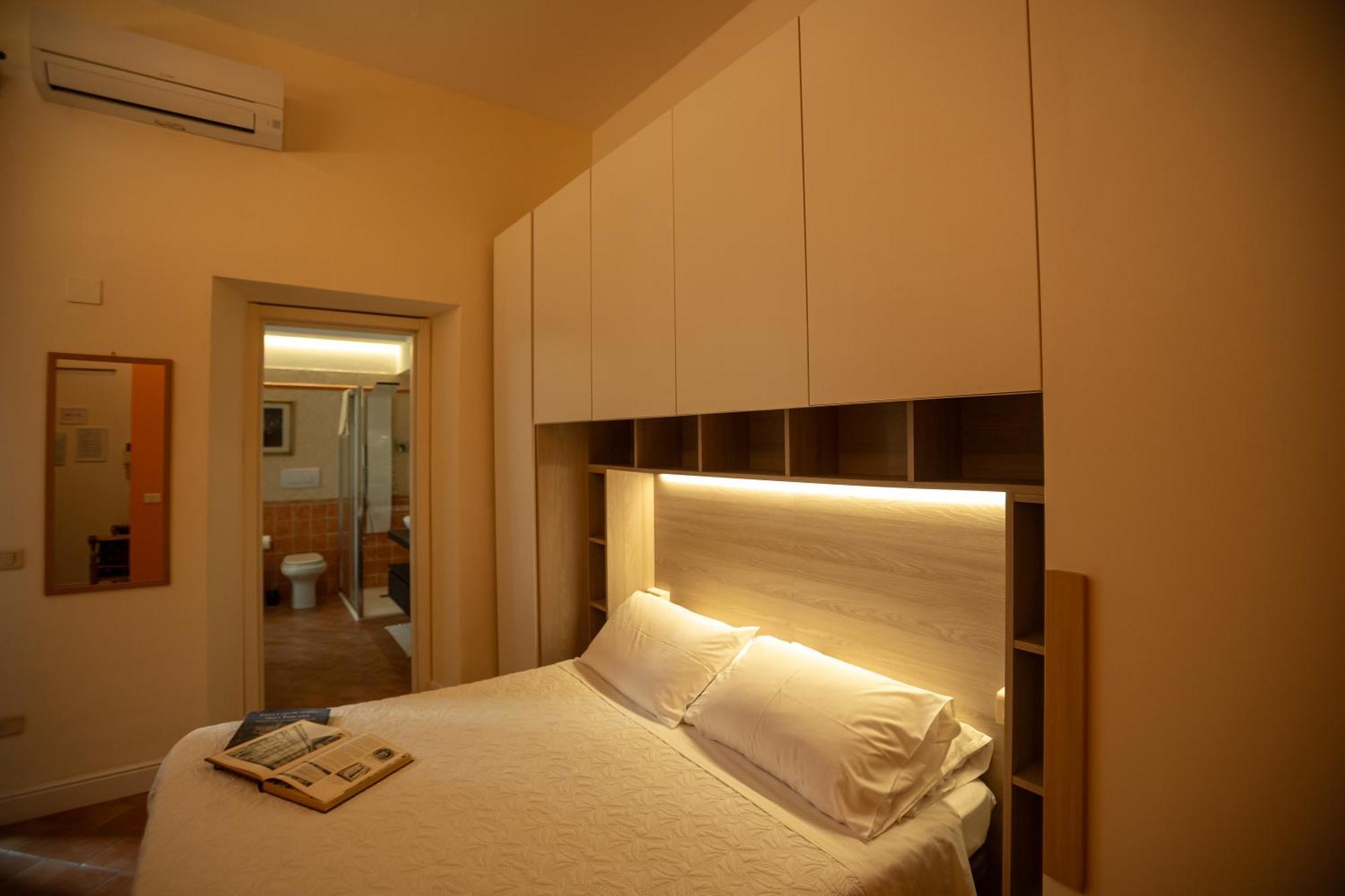 Indipendent Studio Apartment With Terrace - Parking Firenze Esterno foto